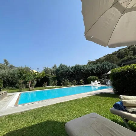 Villa Gialos 1-2 With A Private Pool *