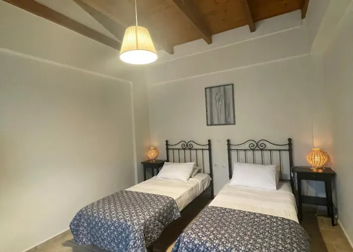 Vilă Gialos 1-2 With A Private Pool *